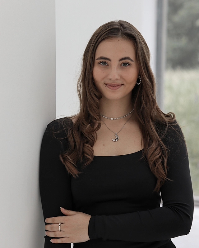 Julia Holz